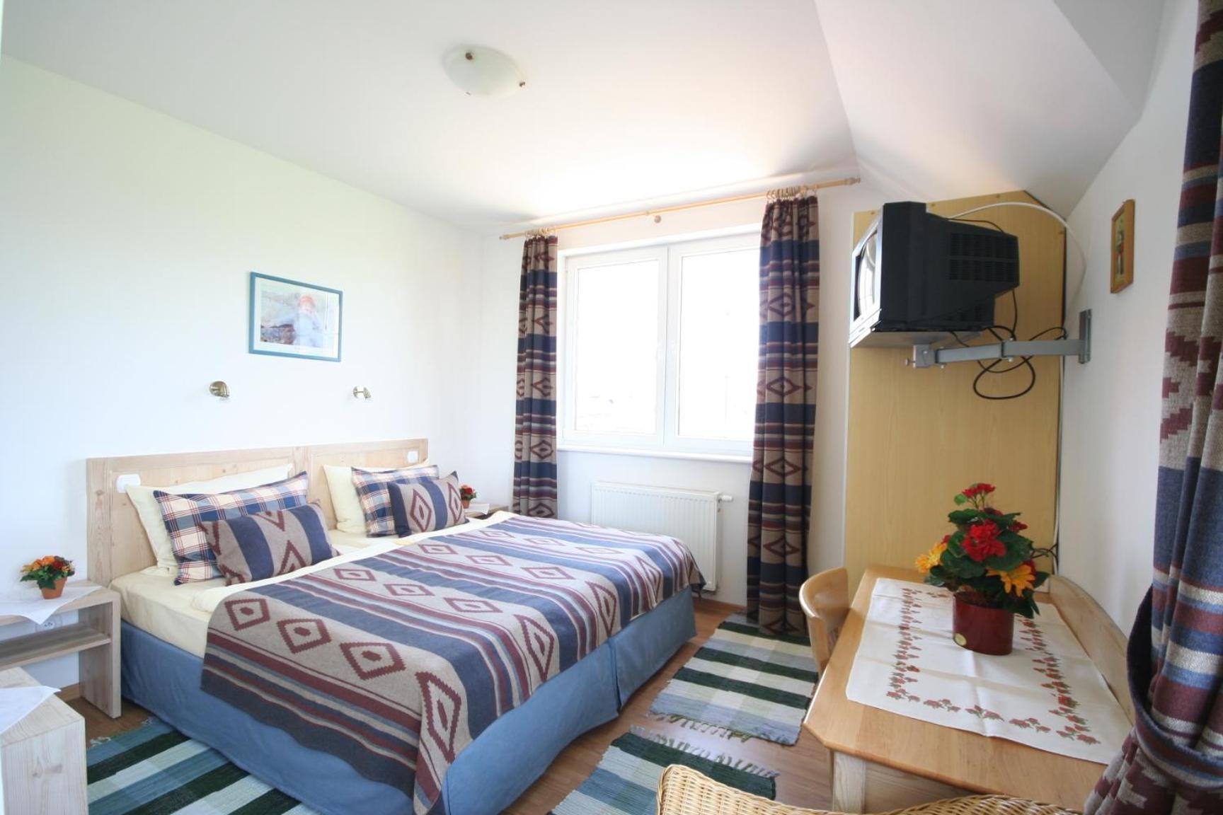 Dworek Leba I Domki Ranczo Itrich Chambre photo