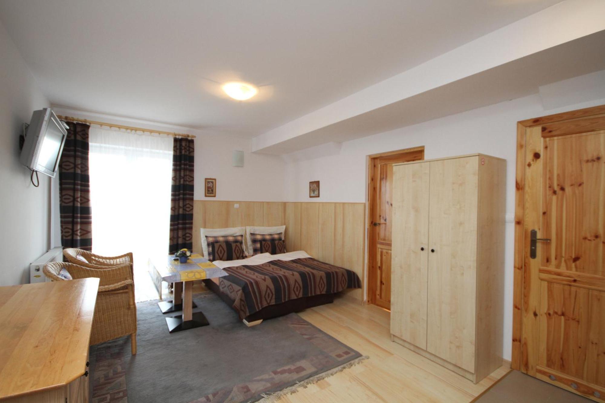 Dworek Leba I Domki Ranczo Itrich Chambre photo