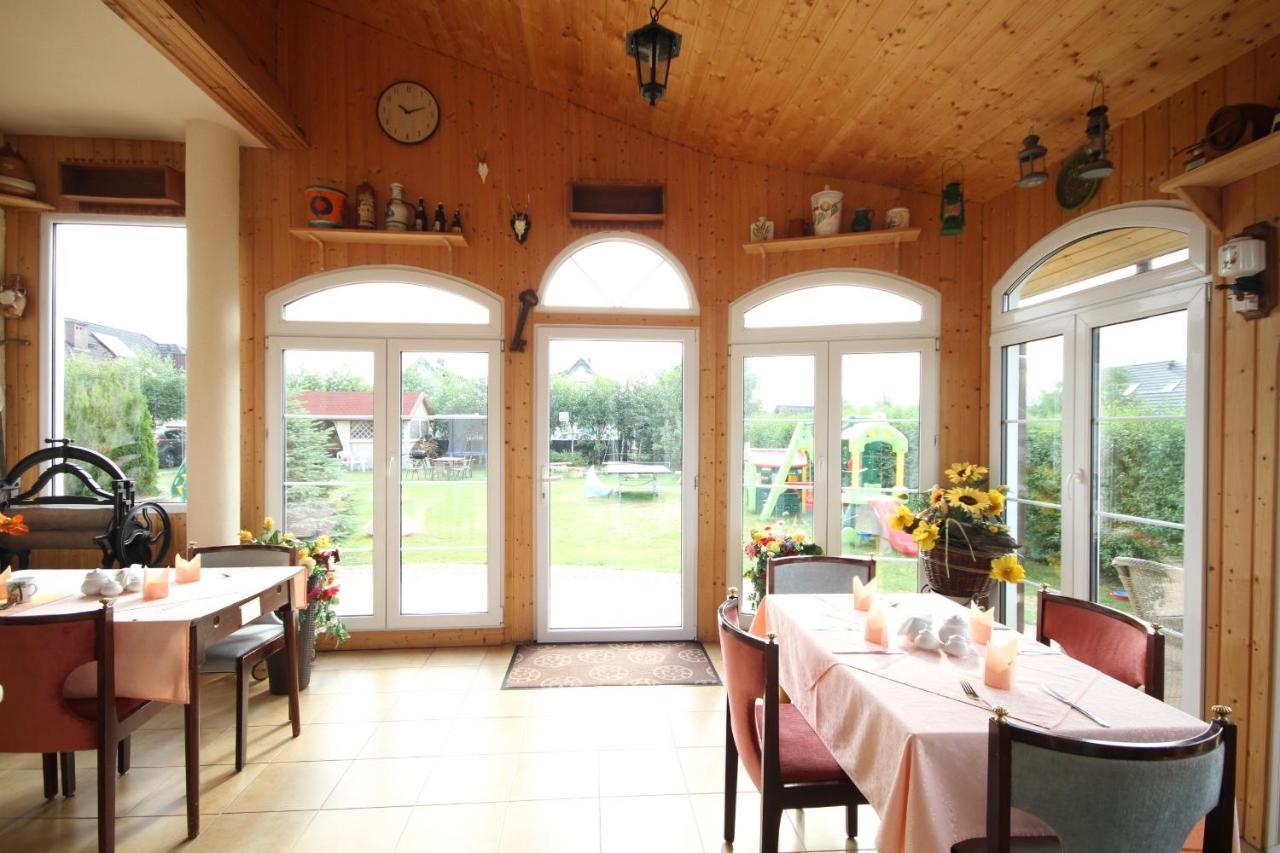 Dworek Leba I Domki Ranczo Itrich Extérieur photo