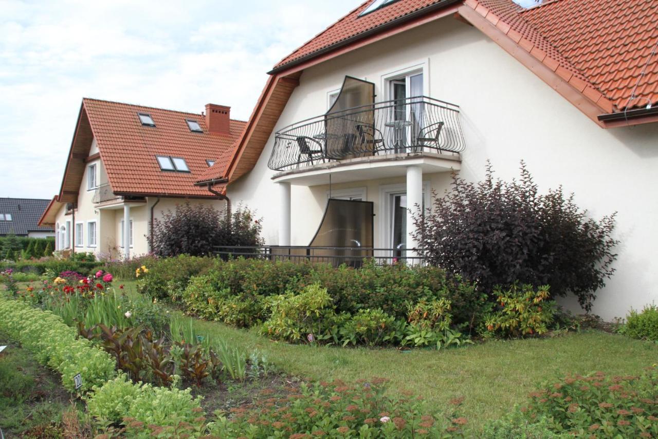Dworek Leba I Domki Ranczo Itrich Extérieur photo