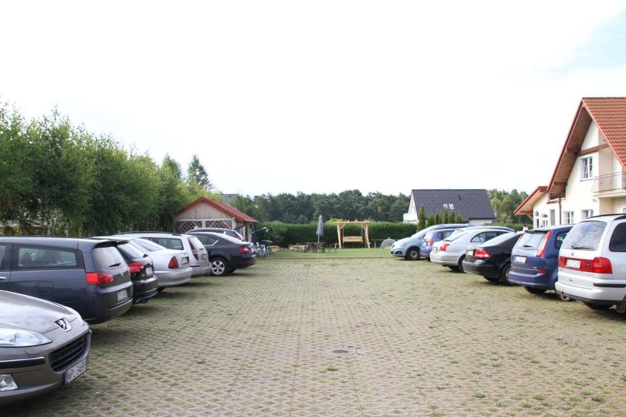 Dworek Leba I Domki Ranczo Itrich Extérieur photo