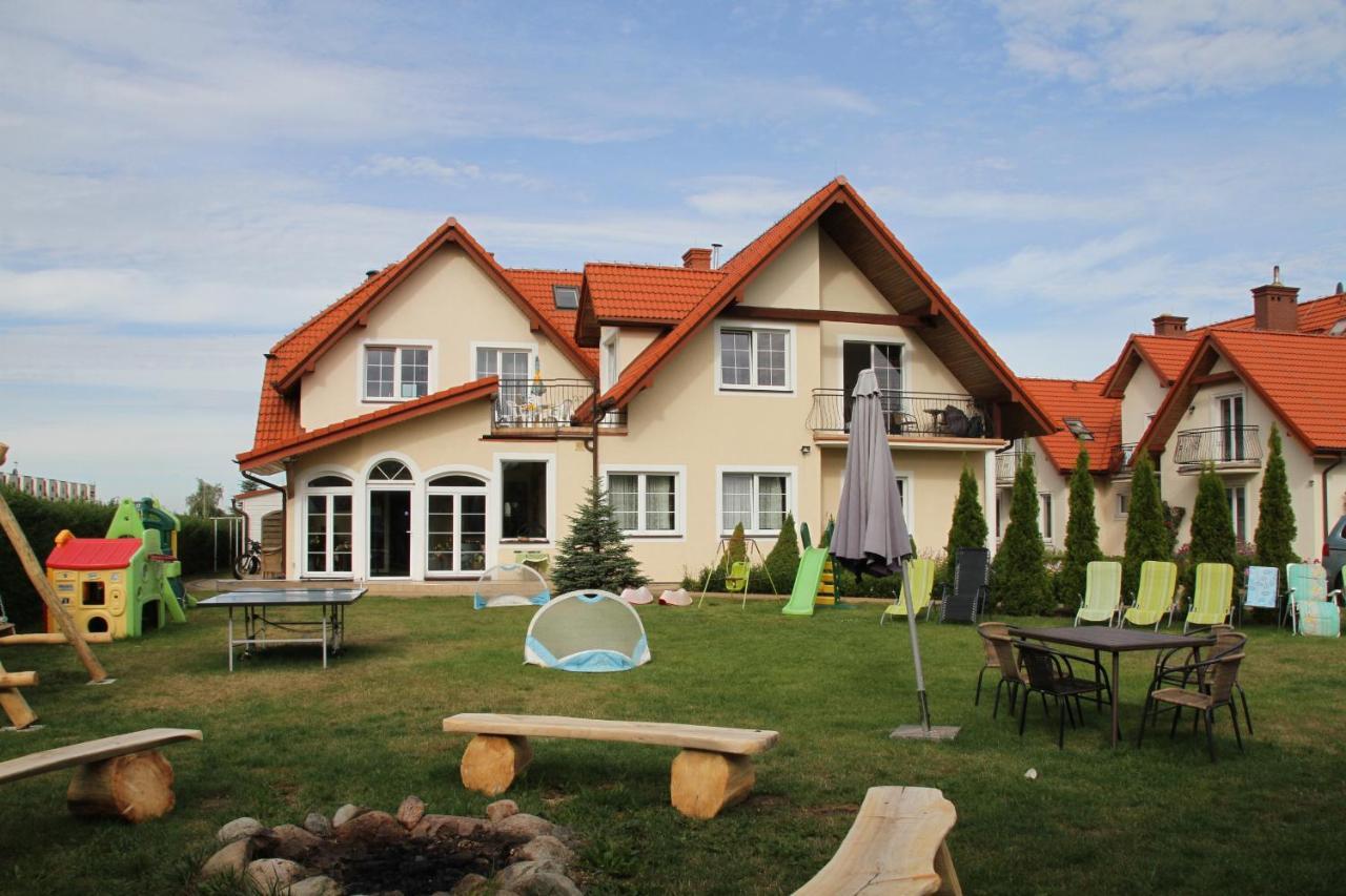 Dworek Leba I Domki Ranczo Itrich Extérieur photo
